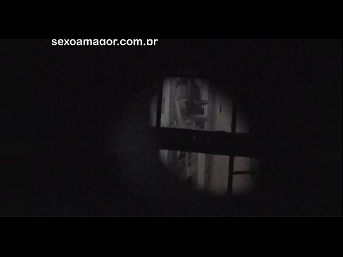 ❤️ Blondiin saab salaja videolevi naabruskonna voyeuri poolt peidetud õõnsate telliskivide taha peidetud Pornovideo at porn et.xsexshop.ru ❤